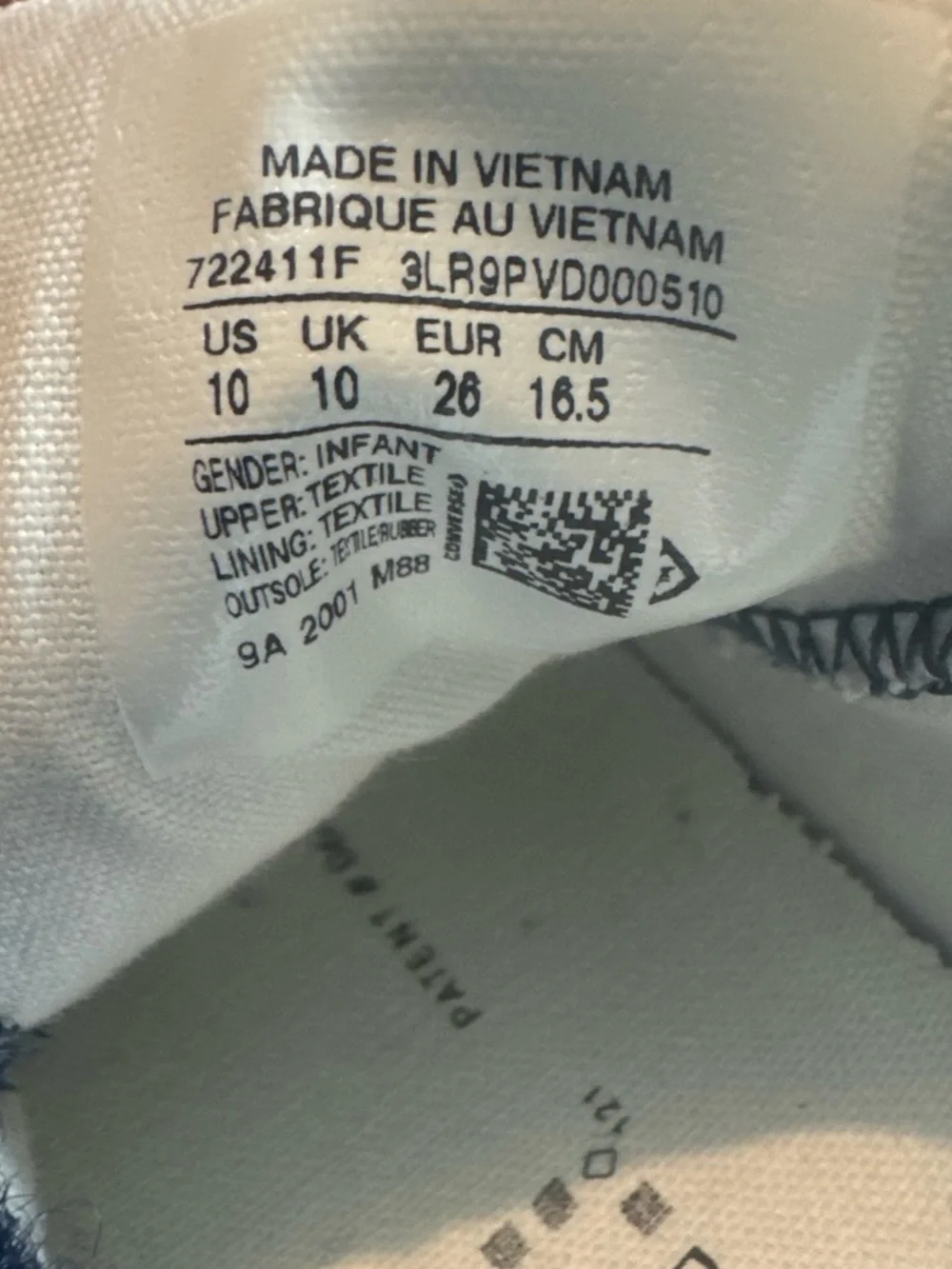 Converse easy pull